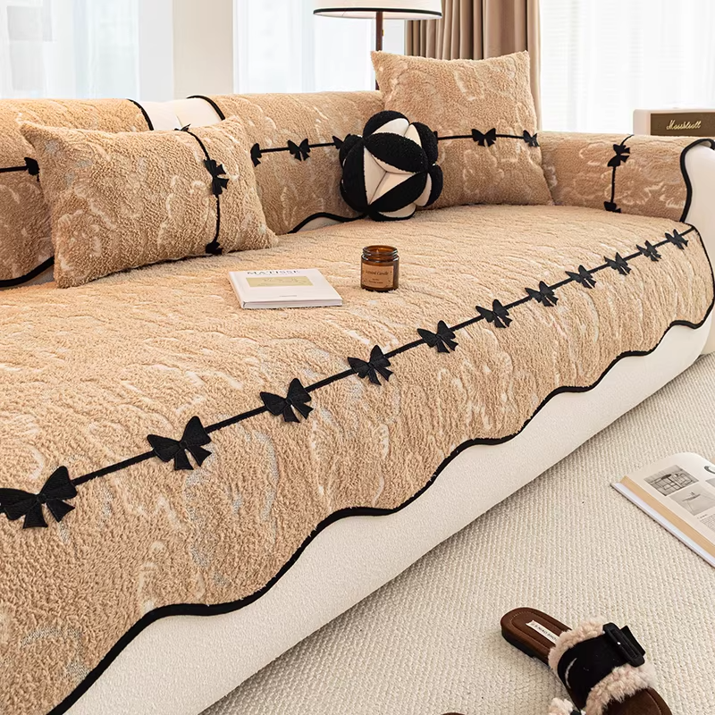 Coverfect Sofa Mat – Floral Plush